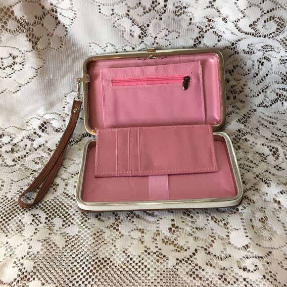 NIB WOMEN'S BROWN W/IVORY TRIM WRISTLET WALLET - Picture 13 of 13